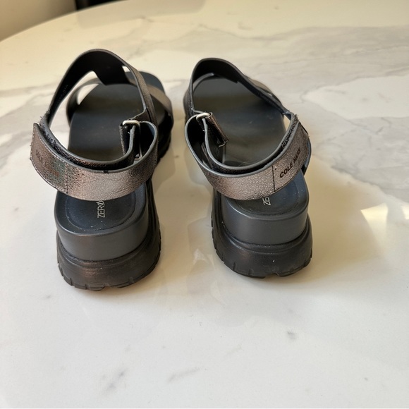 Cole Haan Zero Grand Silver/Anthracite Sandal Size 8.5 - Picture 2 of 4